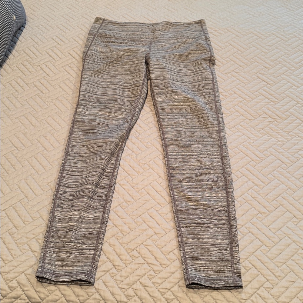 Athleta Gray Patterned Leggings